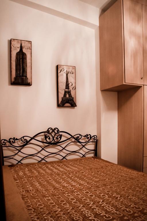Sea View Beachfront Villa Maria Гувес Екстер'єр фото